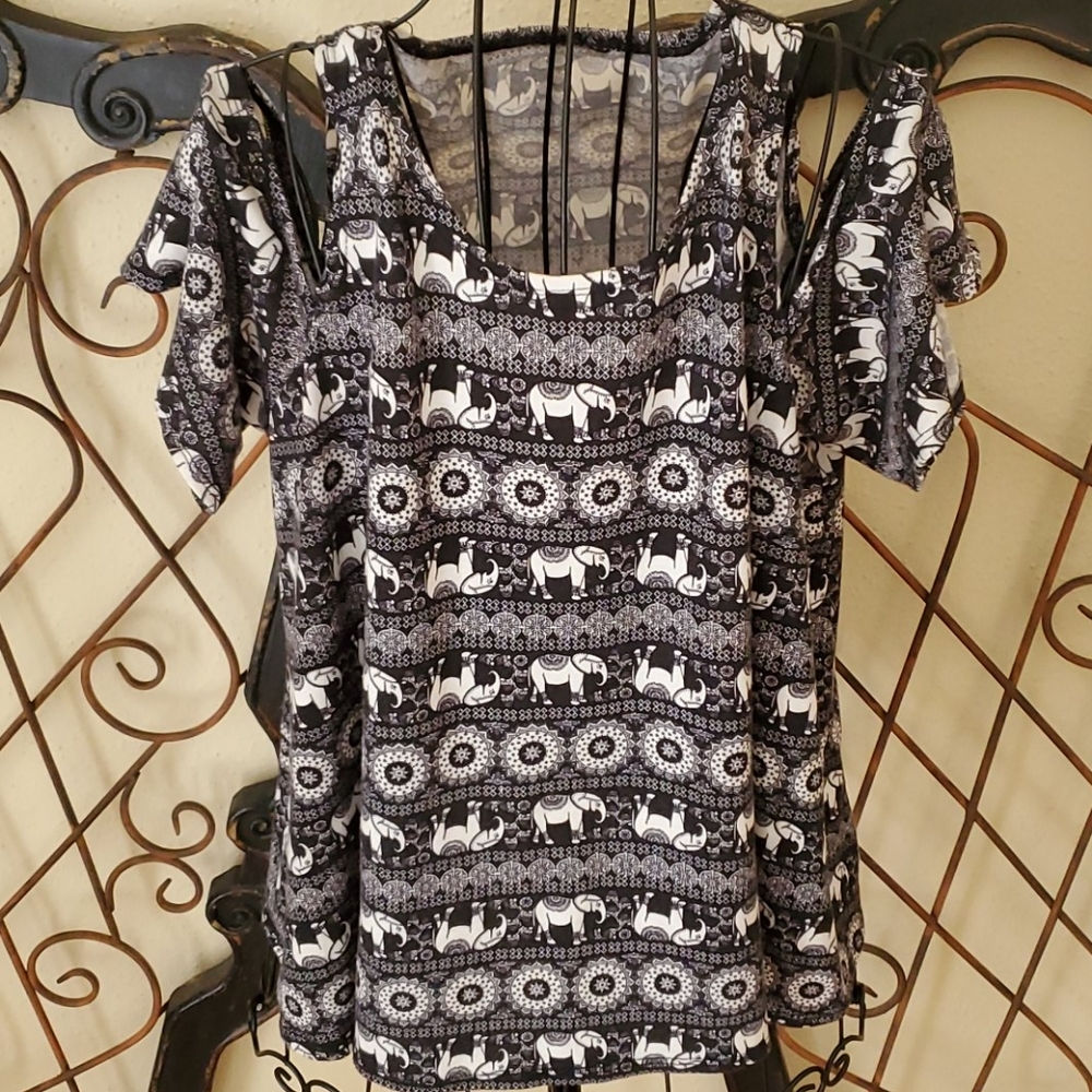 Black & White cold shoulder shirt